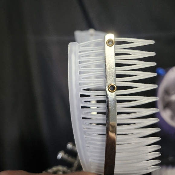 True Vintage Tiara & Opera Gloves - Picture 7 of 7